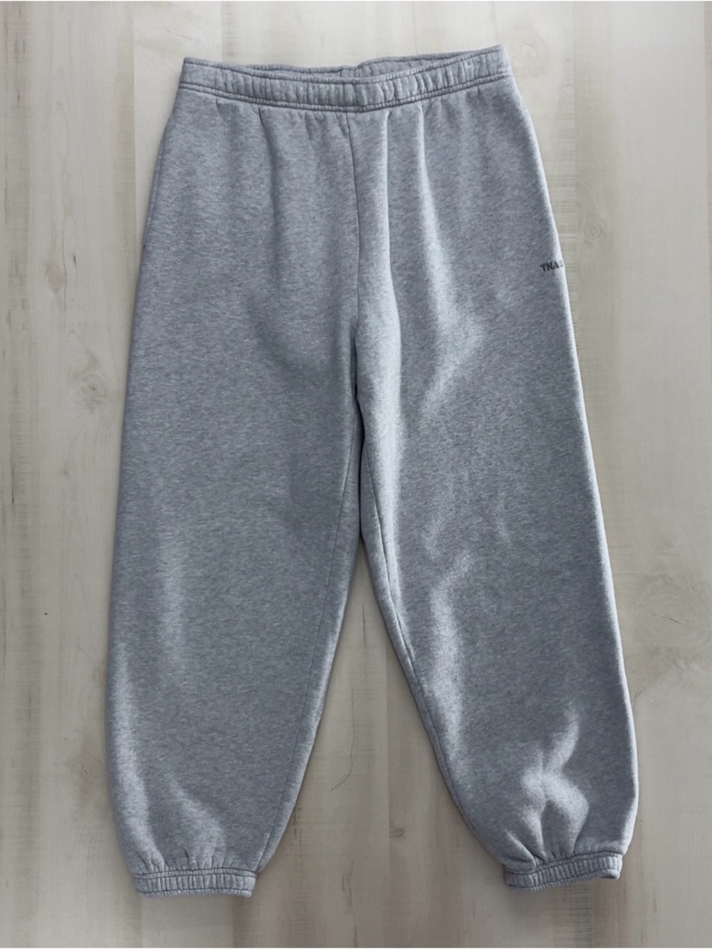 TNA Aritizia sweatfleece cozy fleece mega fit gray M loose fit